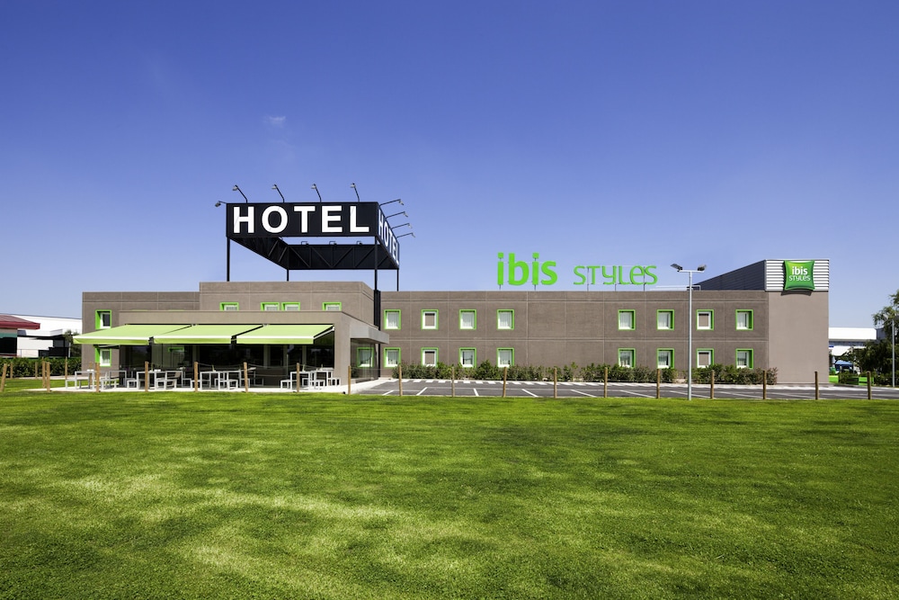 Ibis Styles Lleida Torrefarrera 58/60