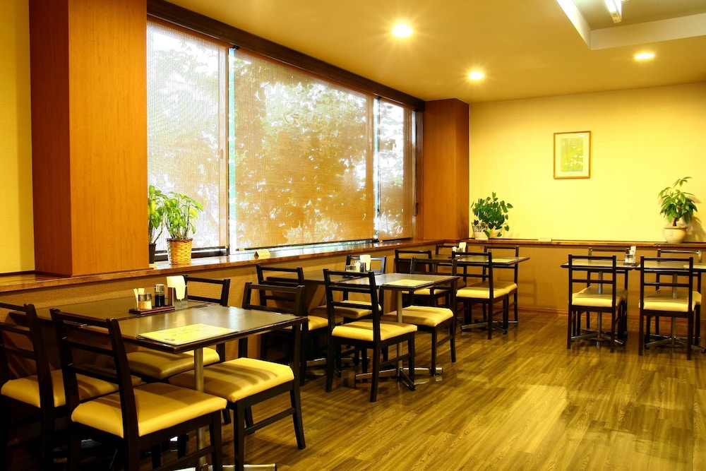 Hotel Route-Inn Court Kofu 28/32