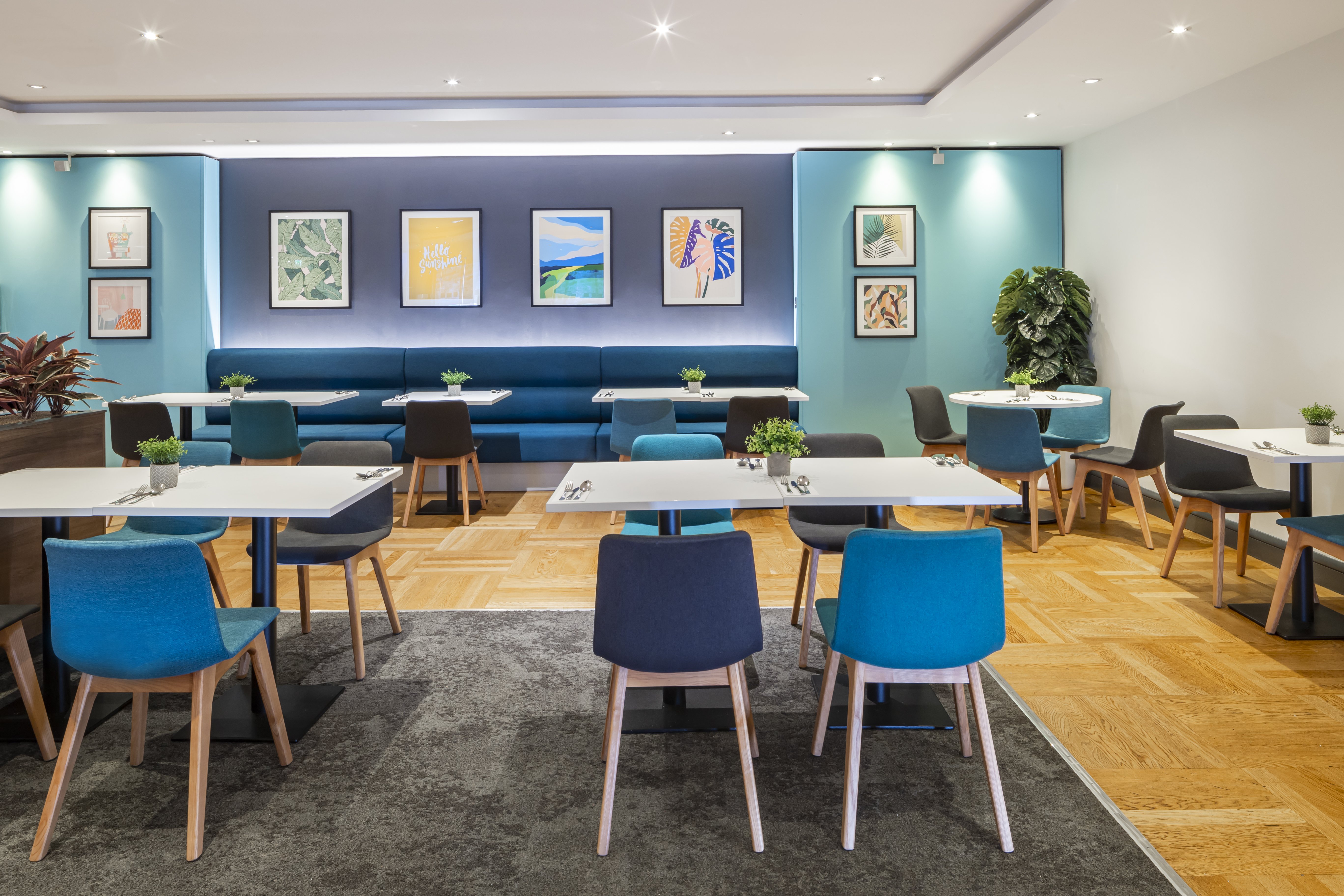 Holiday Inn High Wycombe M40 Jct. 4 44/59