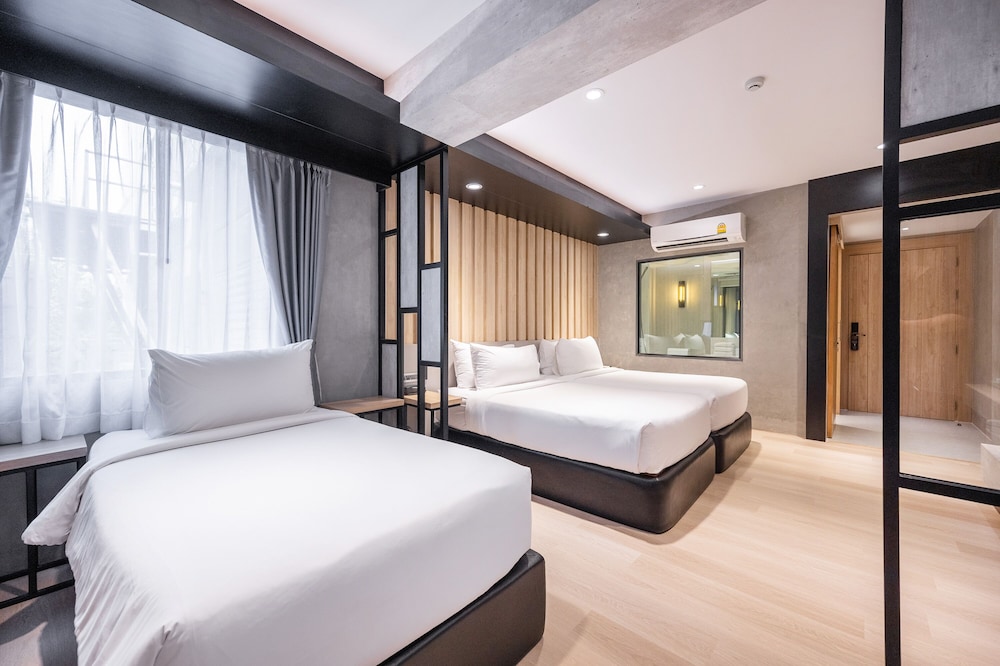 Loft Bangkok Hotel 23/72