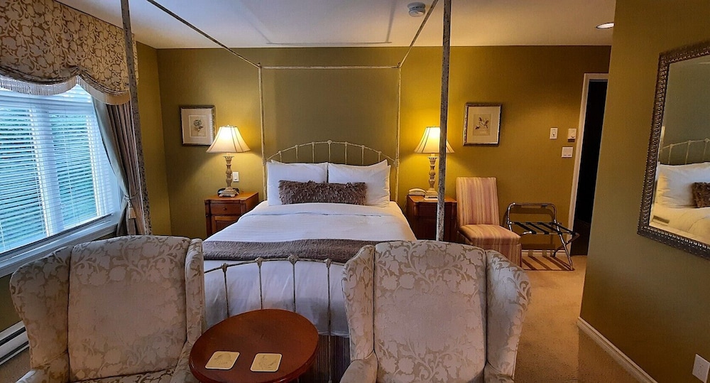 Beacon Inn at Sidney B&B 17/66