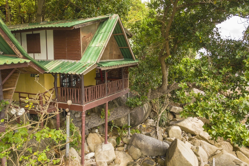 Mai Pen Rai Bungalows 12/74