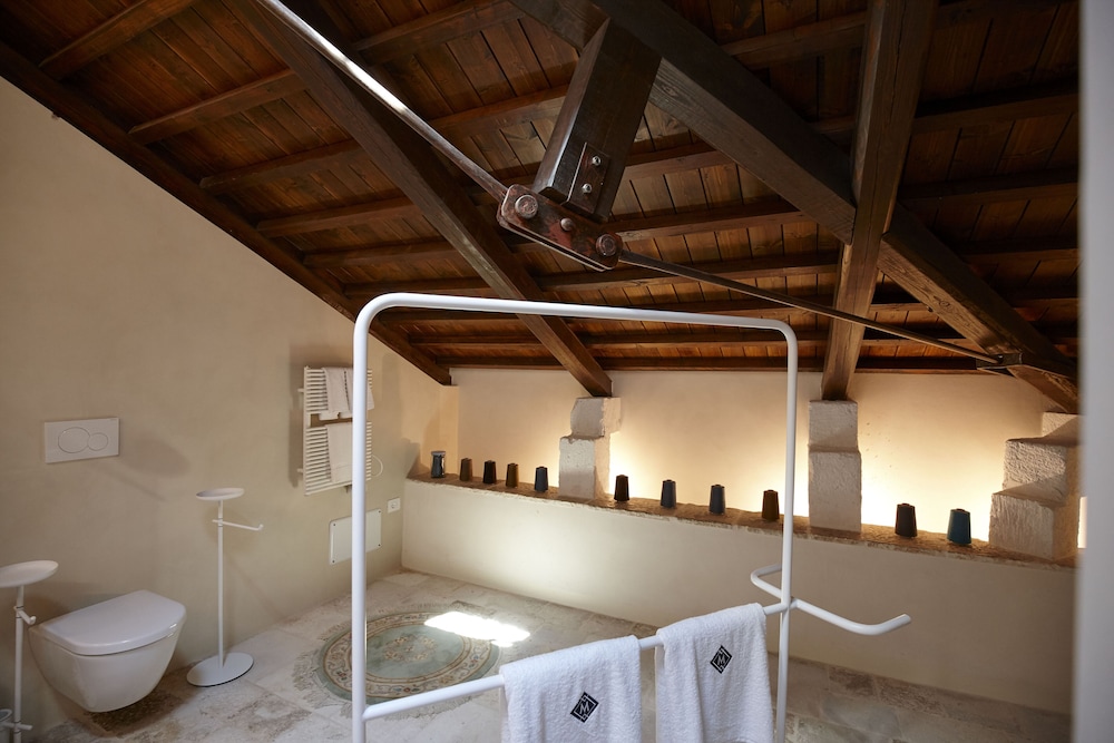 Mazzarelli Creative Resort 54/64