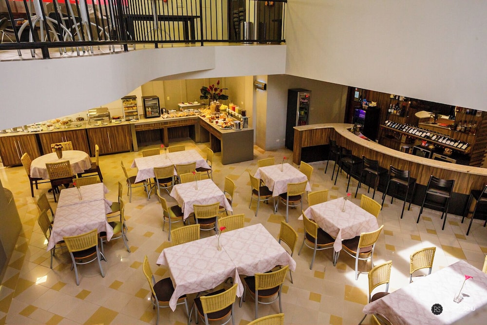 TONELLO BUSINESS HOTEL 30/47
