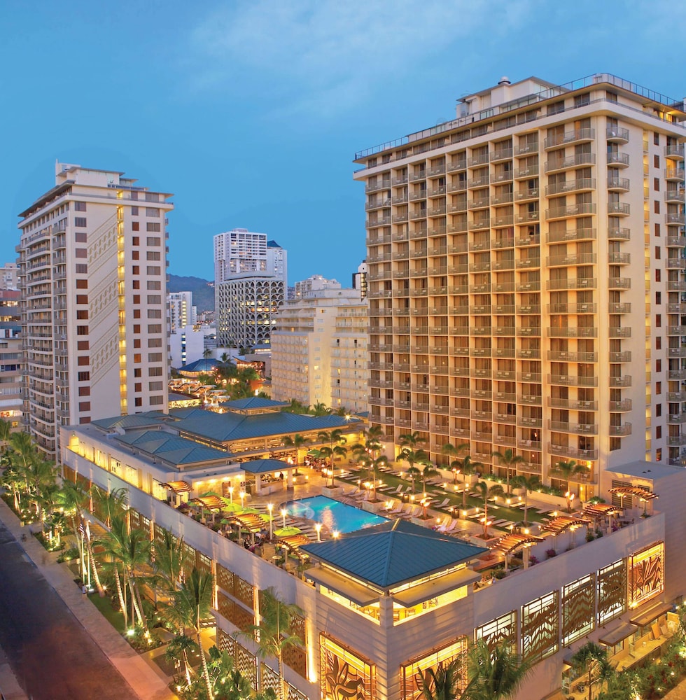 Embassy Suites By Hilton Waikiki Beach Walk 6/42