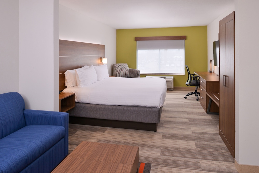 Holiday Inn Express Hotel And Suites Parkersburg Mineral Wells 16/42