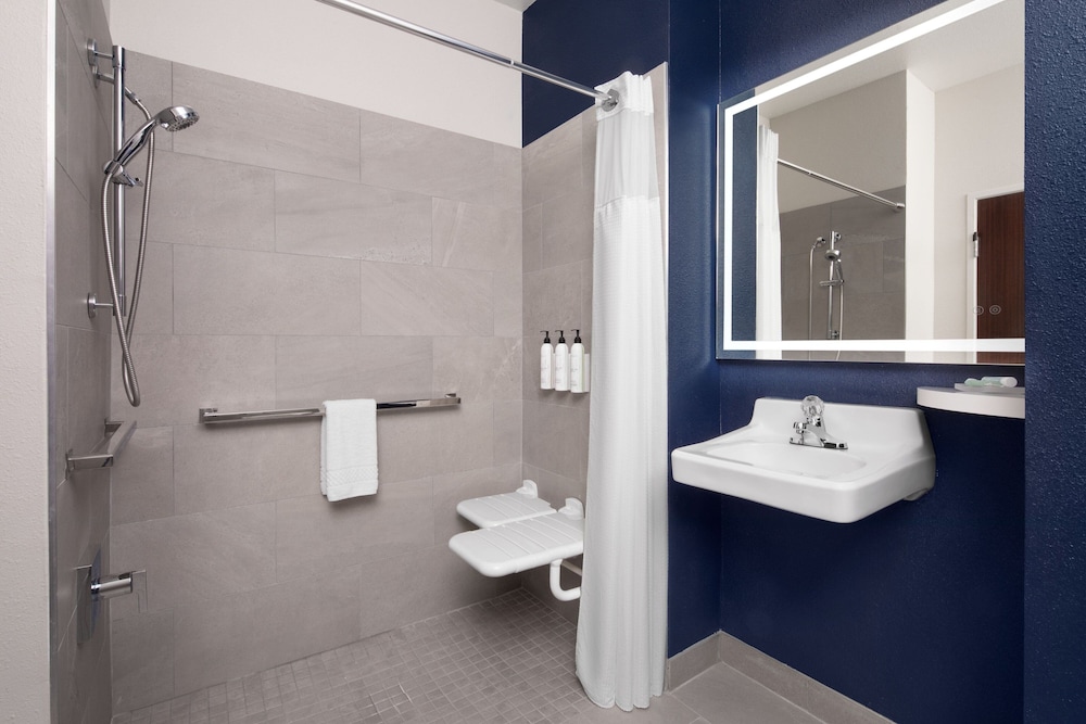 Fairfield Inn by Marriott Ft Leonard Wood 47/49