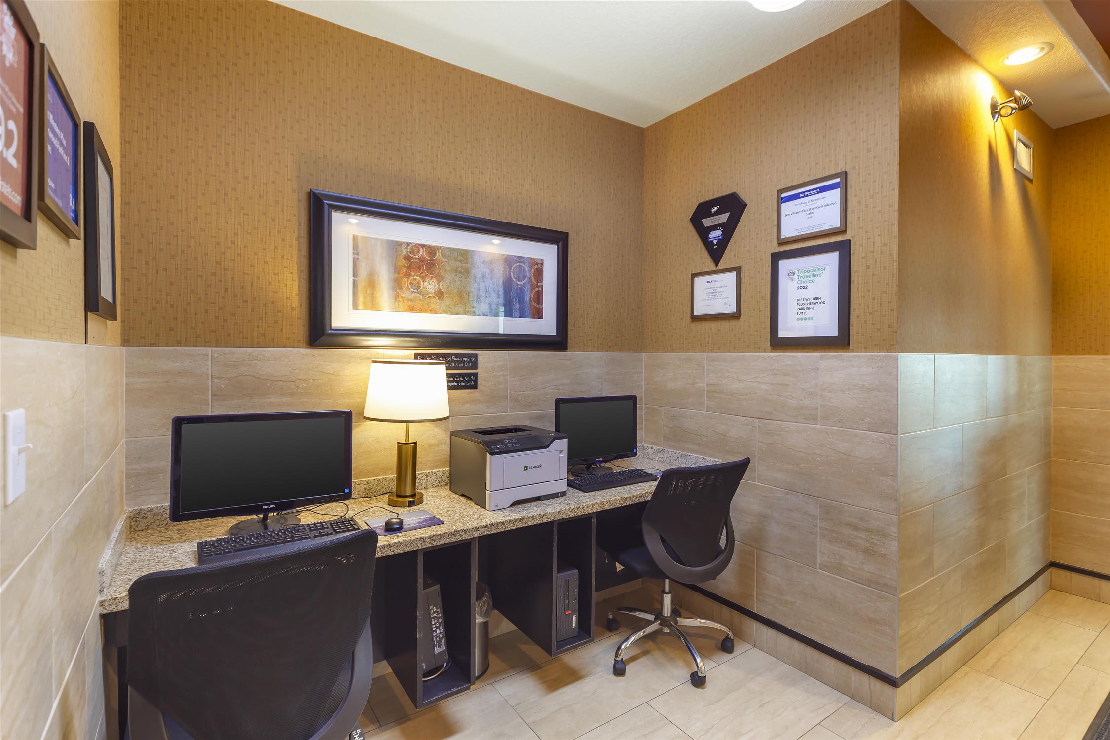 Best Western Plus Sherwood Park Inn and Suites 58/59