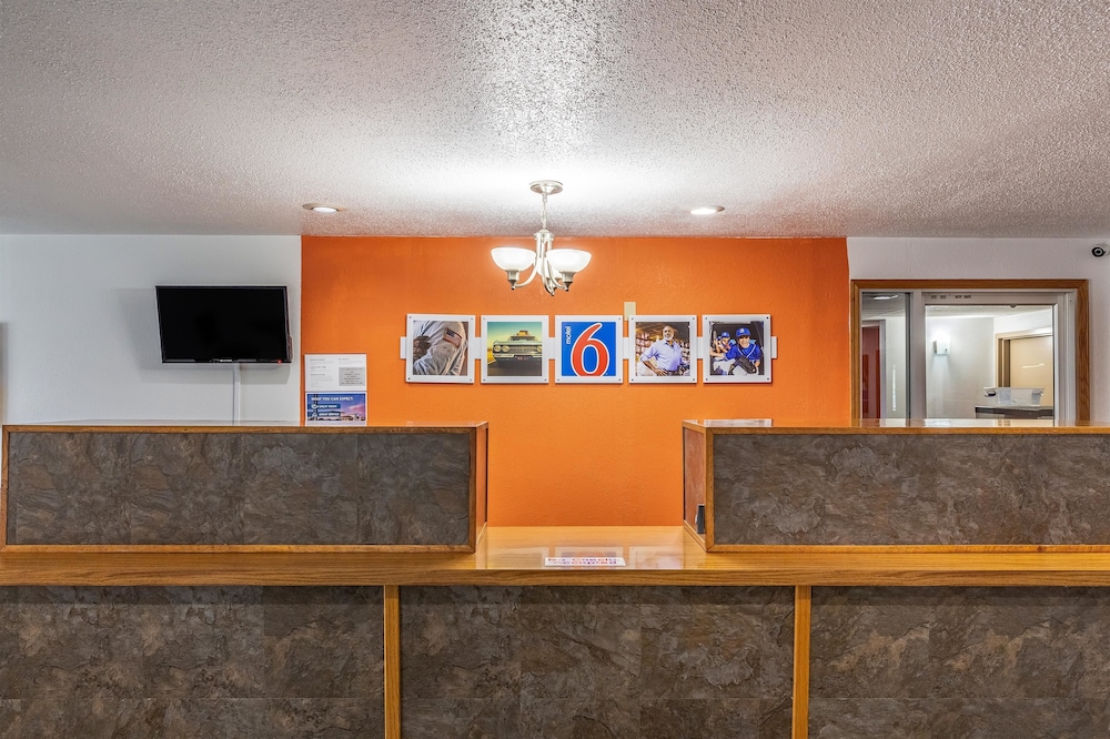 Motel6 Fond Du Lac, WI 7/52