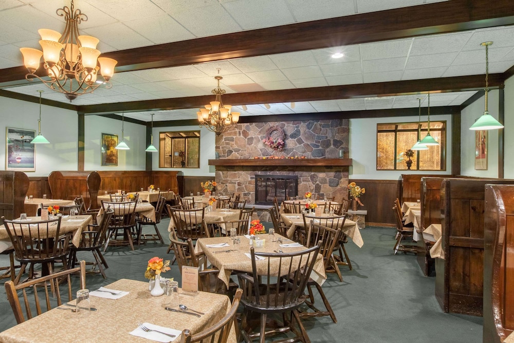 Rodeway Inn Little Falls NY 13/15