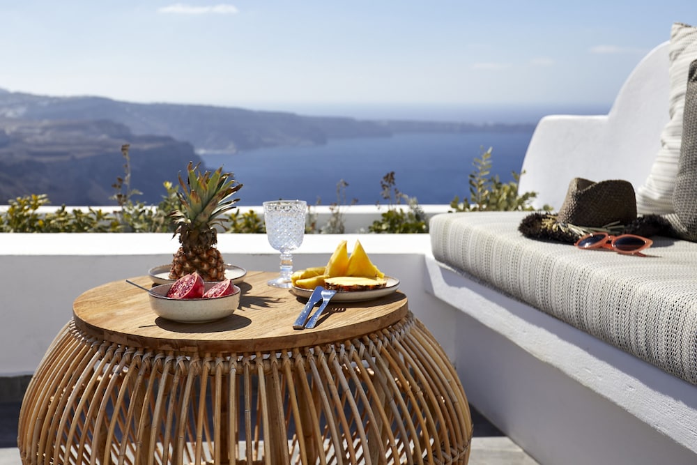 Olea Cave House 37/50