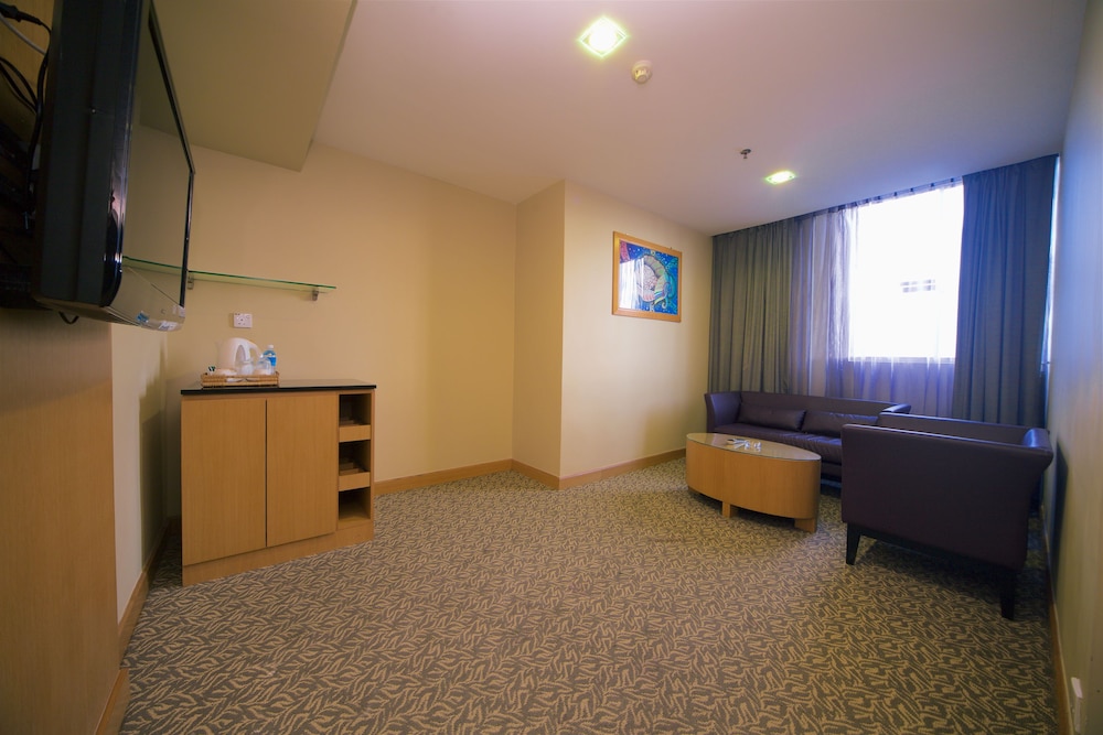 Kinabalu Daya Hotel 55/72