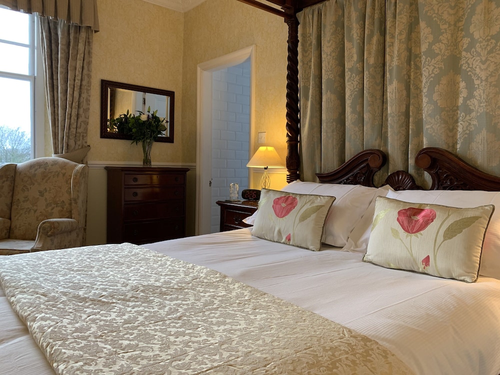 Ivythwaite Lodge 10/50
