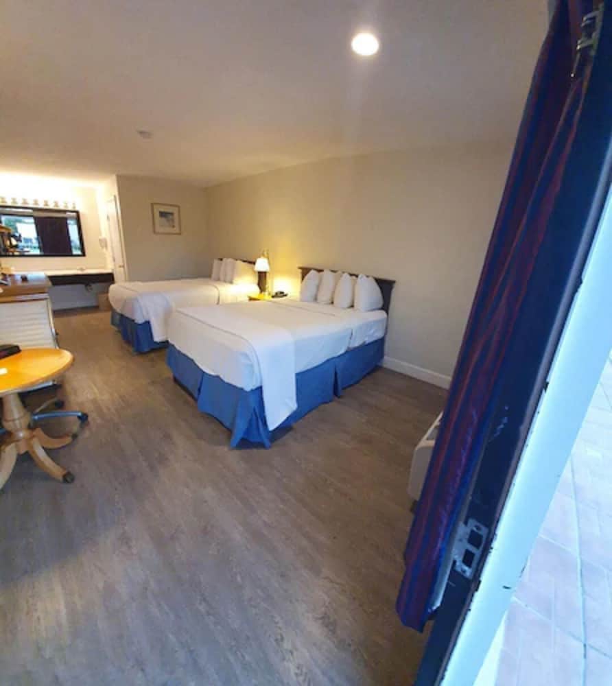 Garden Inn Homestead 55/81
