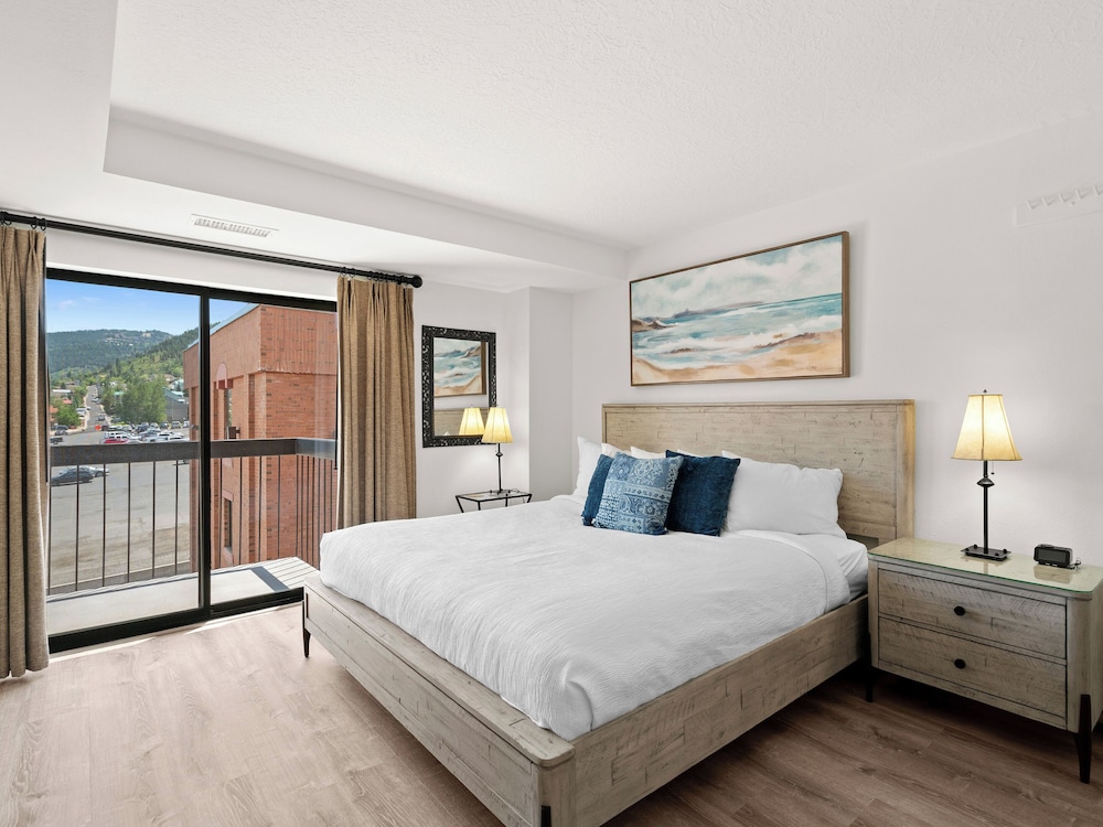 Shadow Ridge Resort Hotel By All Seasons Resort Lodging 24/77