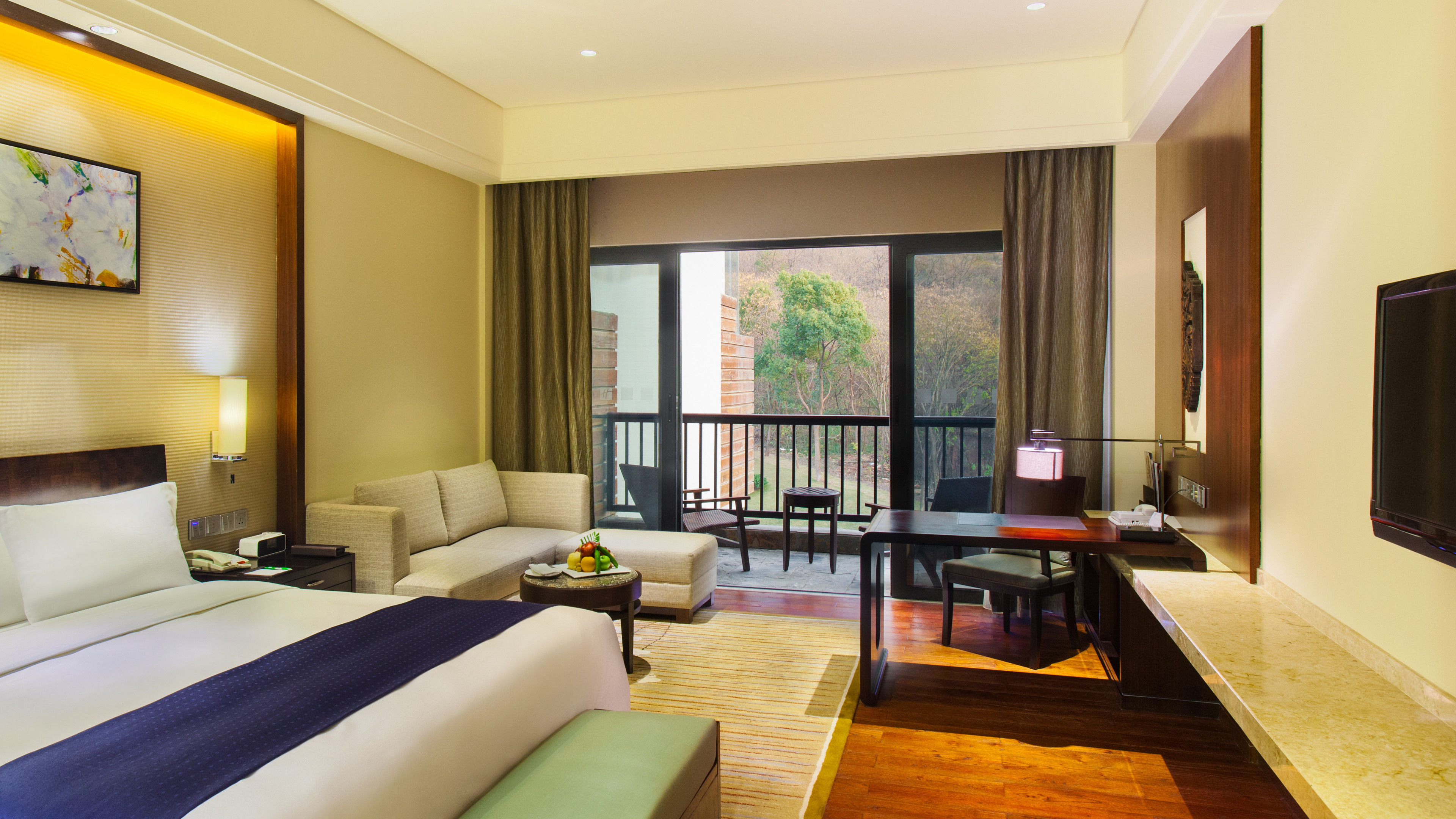 HOLIDAY INN RESORT CHAOHU HOT SPRING 12/40