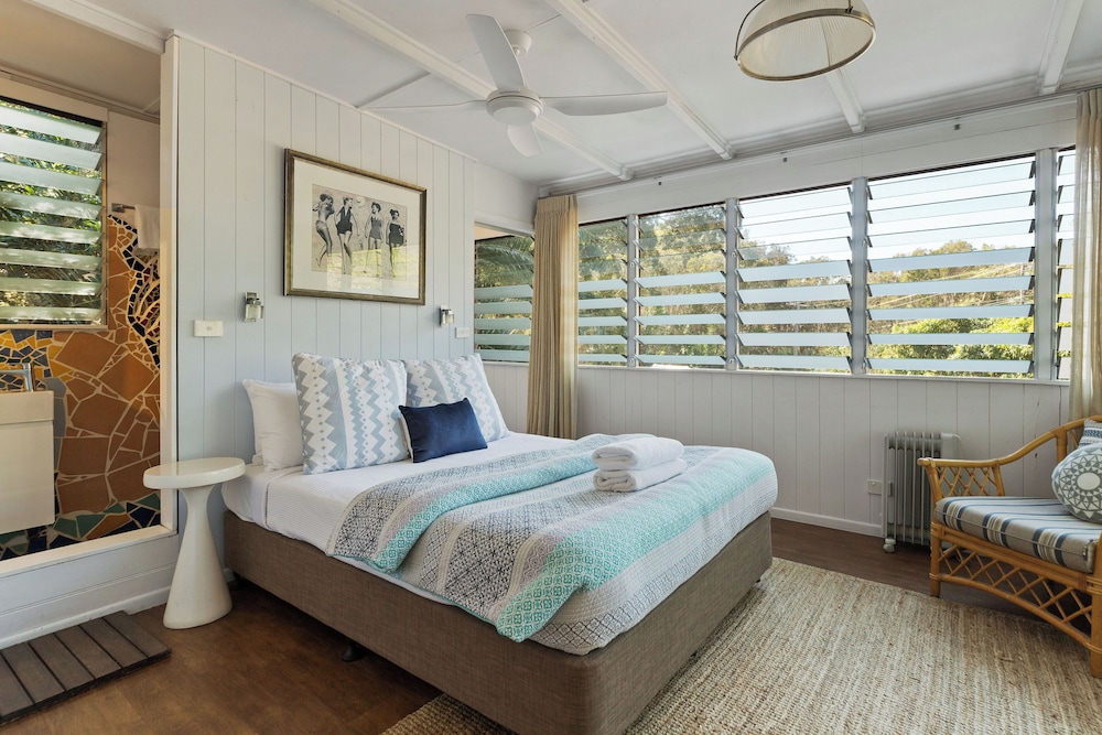 Gallery, Chalet, Studio, Queen Bed