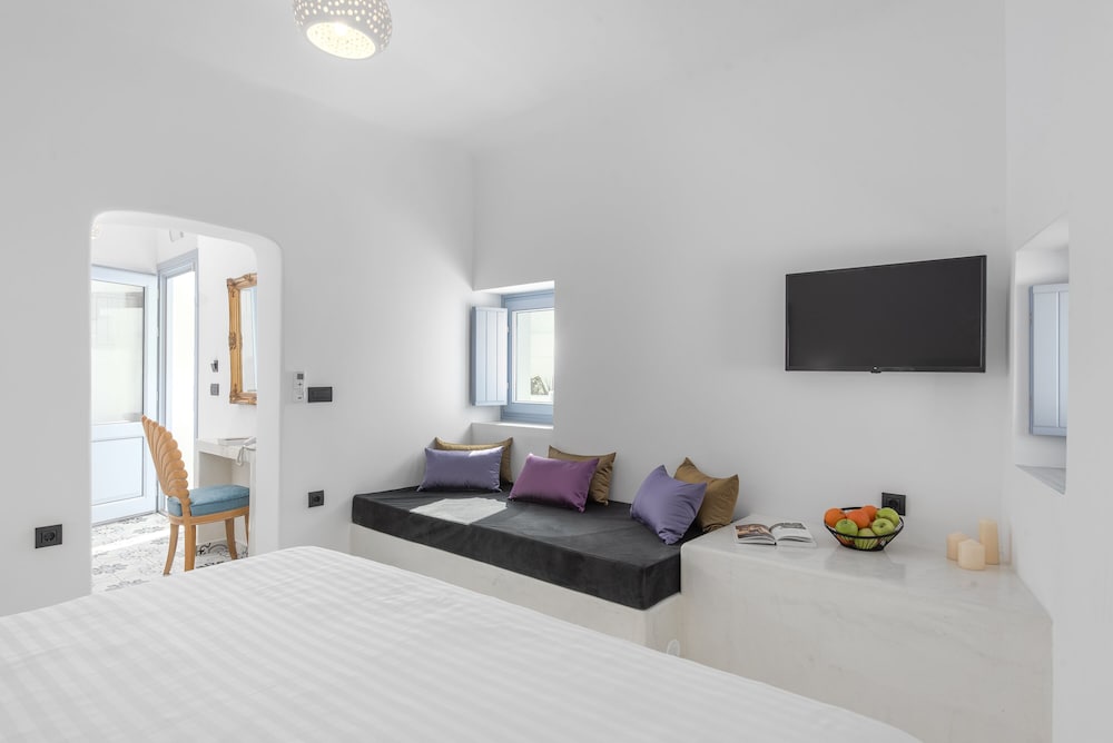 Elegant, Suite, King Bed, Sofa, Hot Tub