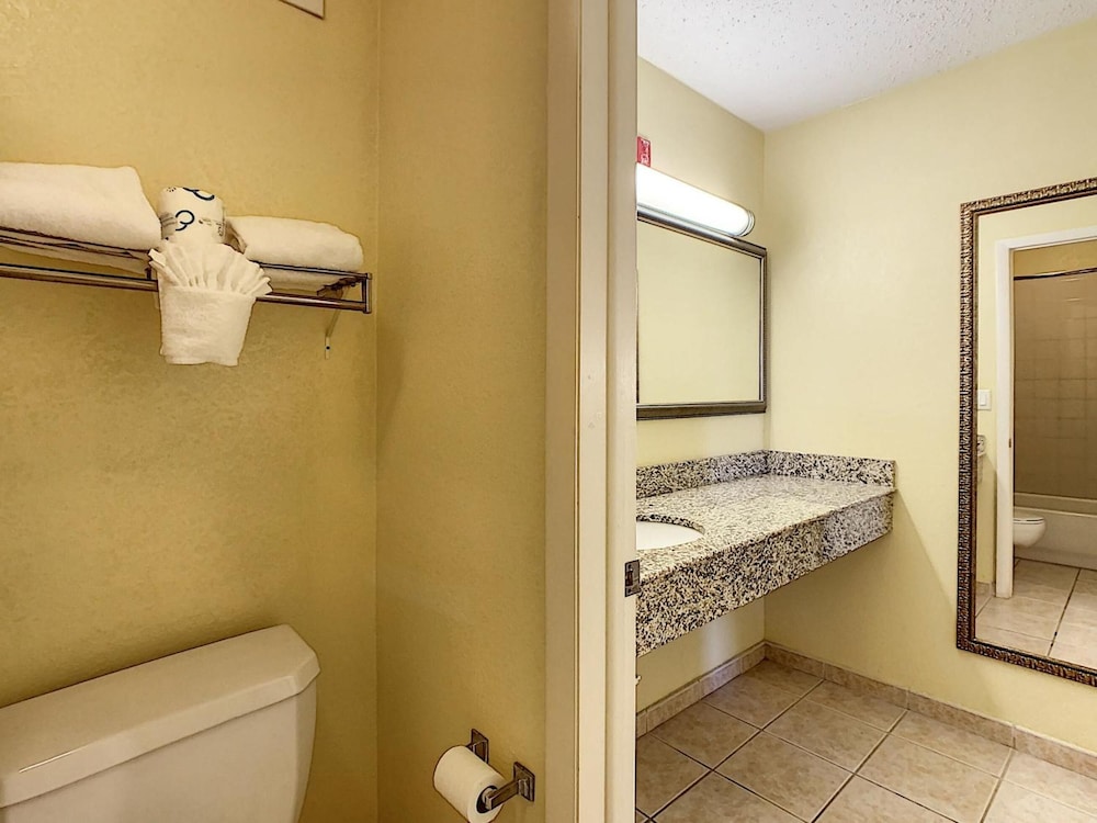 Stayable Suites Orlando 16/16
