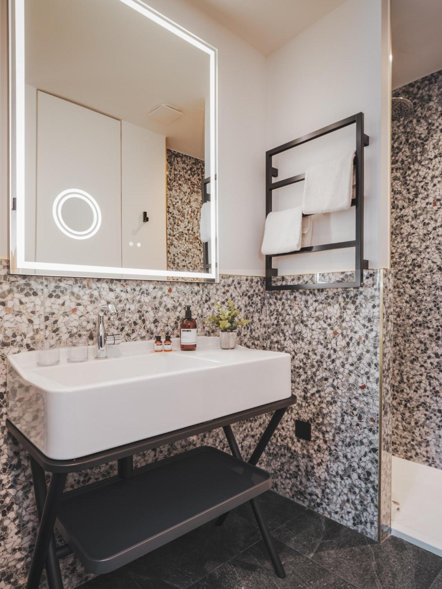 شقة بغرفة نوم واحدة، Maisons du Monde Hotel & Suites - Marseille Vieux Port 10/10