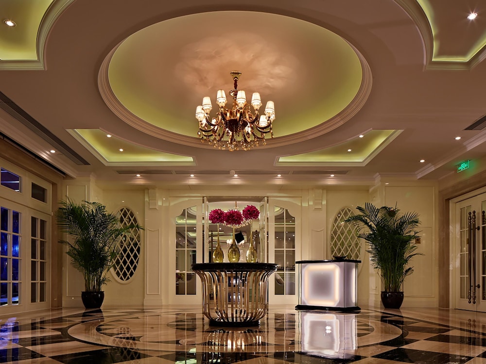 Sofitel Guangzhou Sunrich 11/76