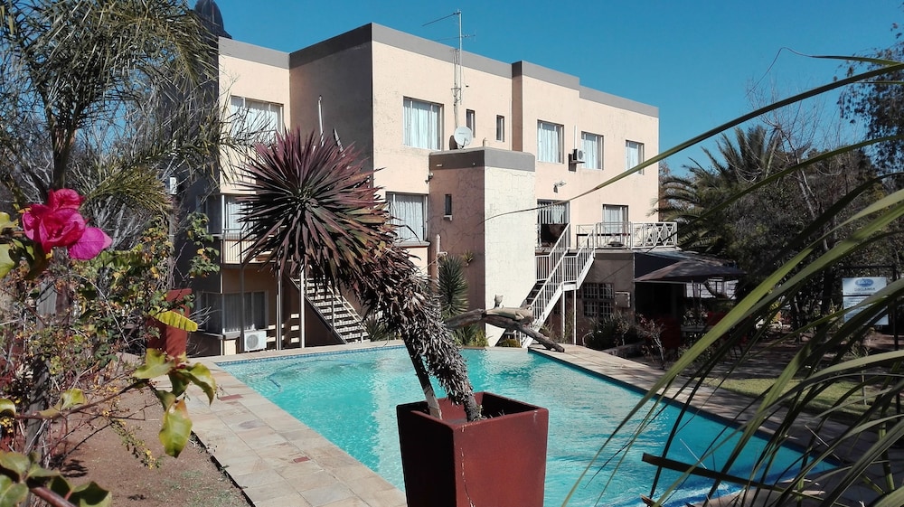 Villa Via - Midrand 60/68