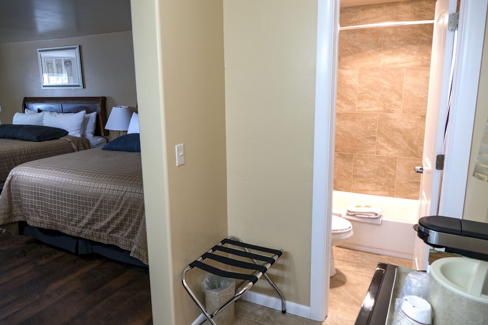 Abram Inn & Suites 16/65
