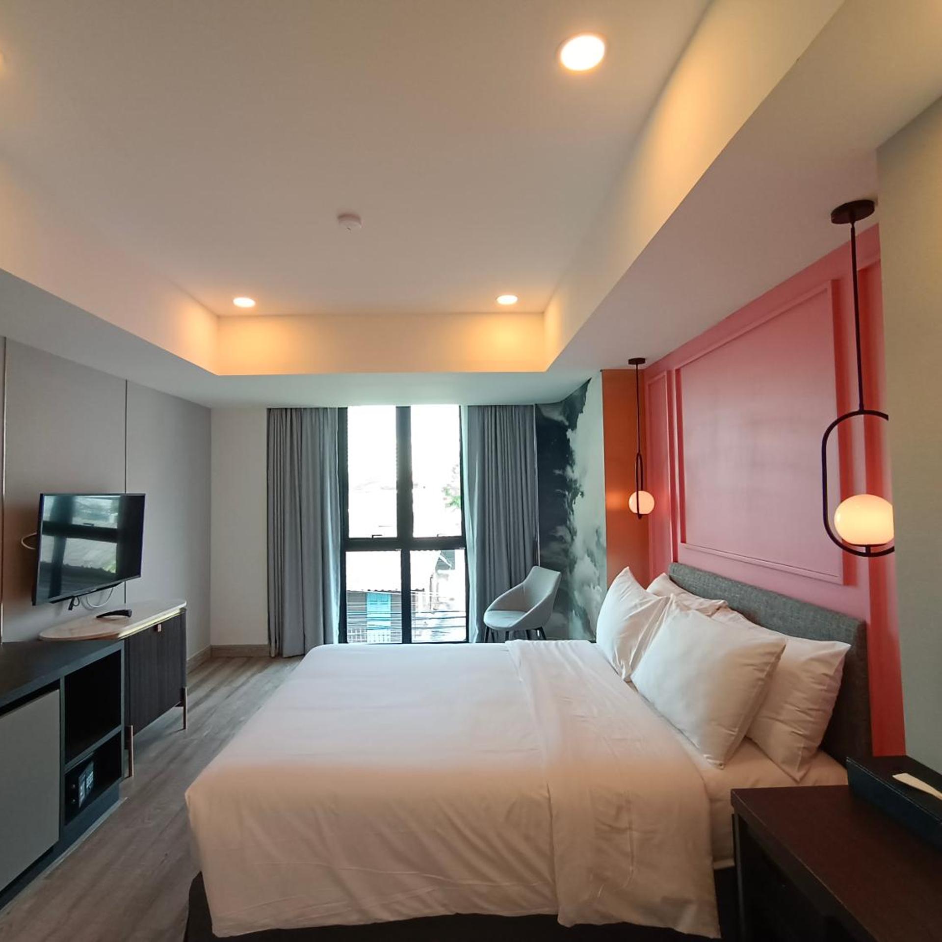 Viva La Vida Hotel 4/37