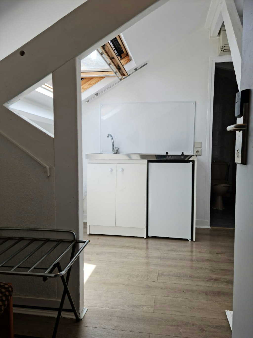 PANAM HOTEL PARIS GAMBETTA (ex Superhotel) 5/50