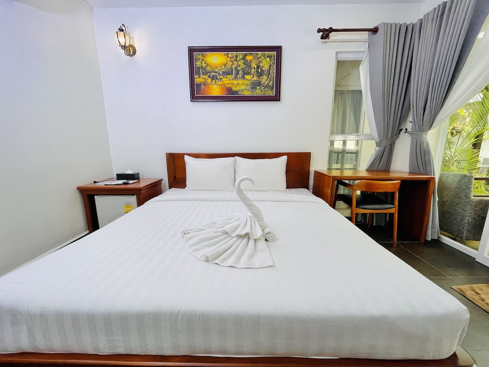 Sea Breeze Resort 11/50