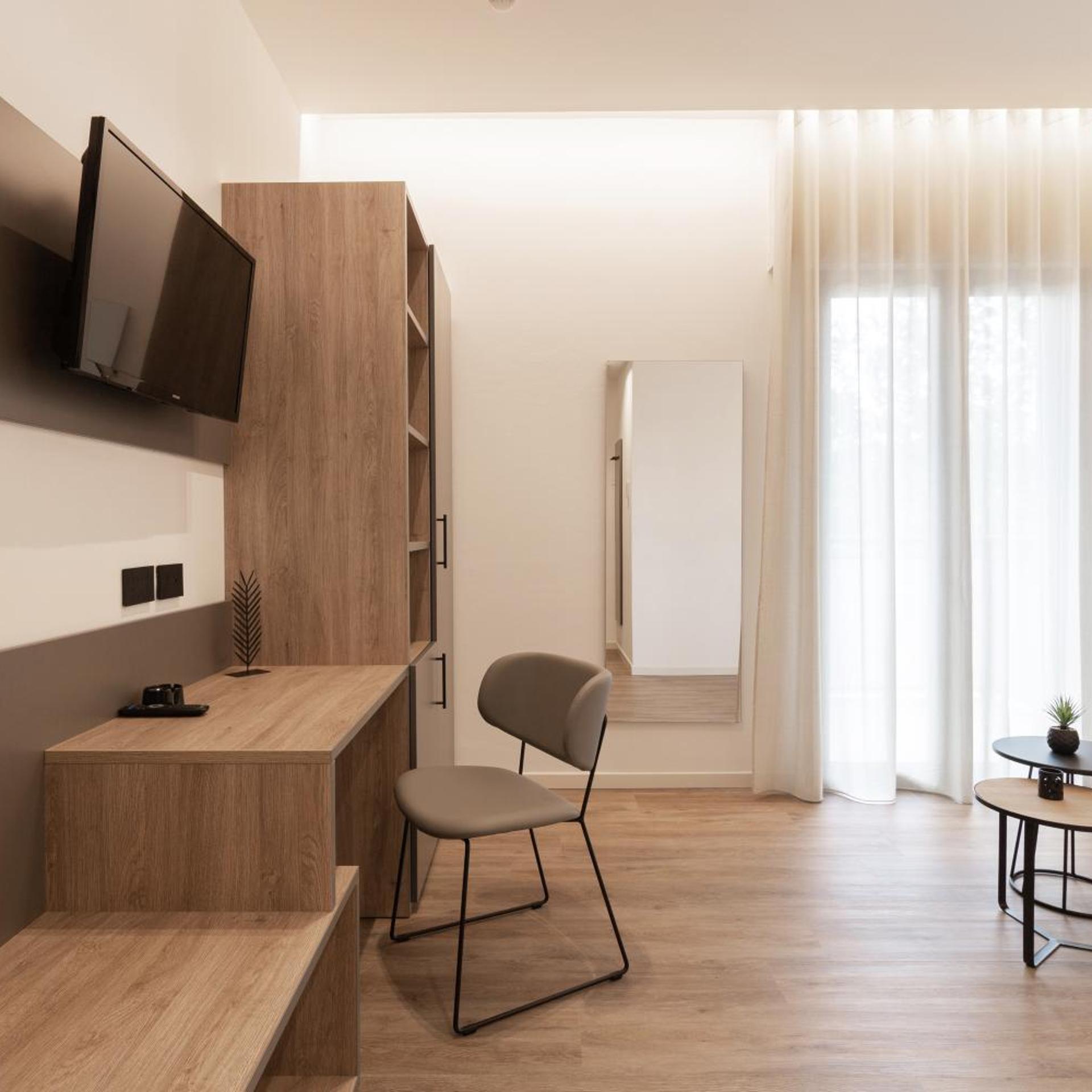 Hotel Renzo 32/50