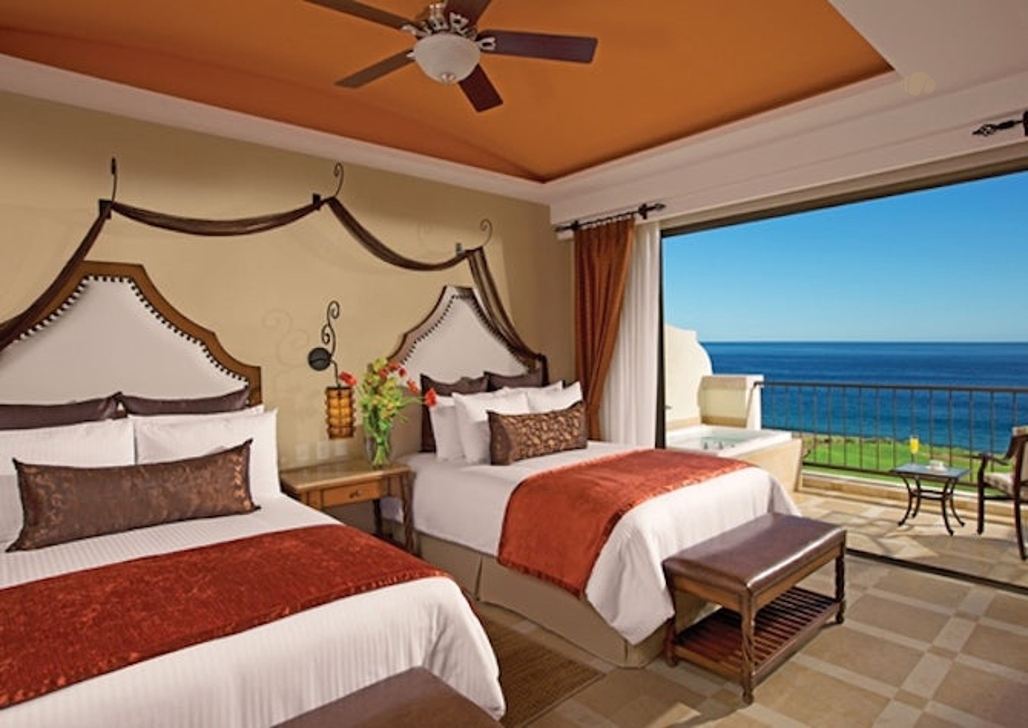 Junior Suite, 2 Double Beds, Ocean Front