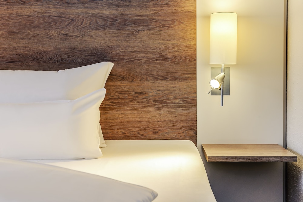 Mercure Hotel Aachen Europaplatz 30/77