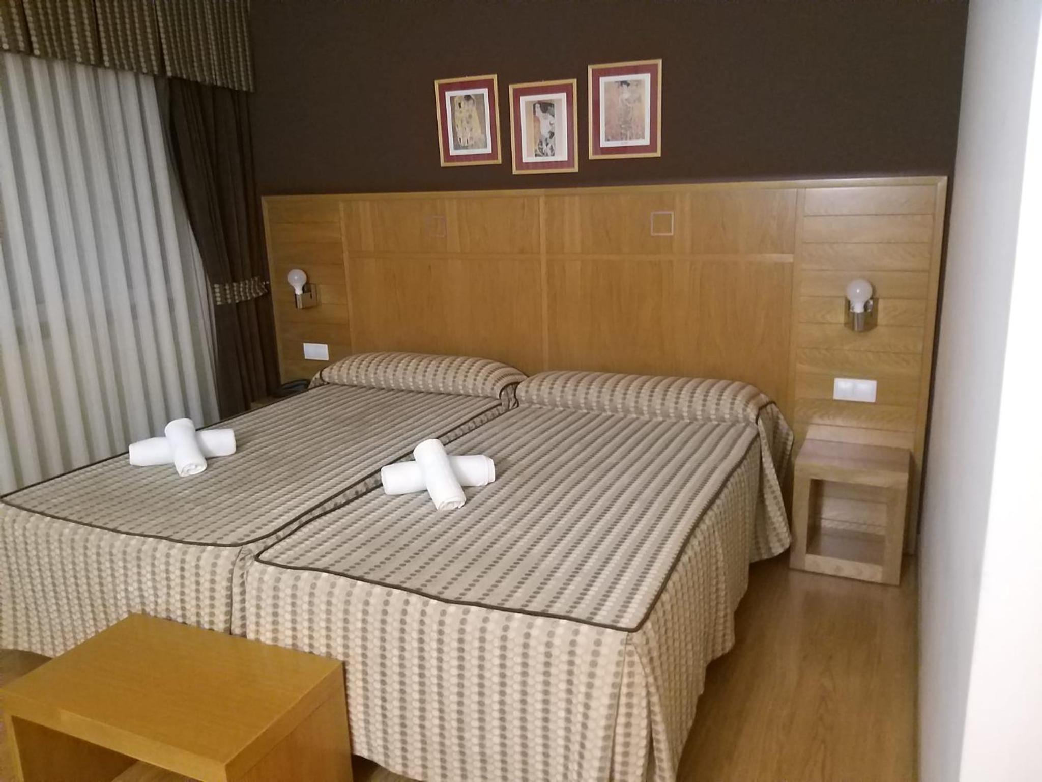 Hotel Condes de Lemos 41/55