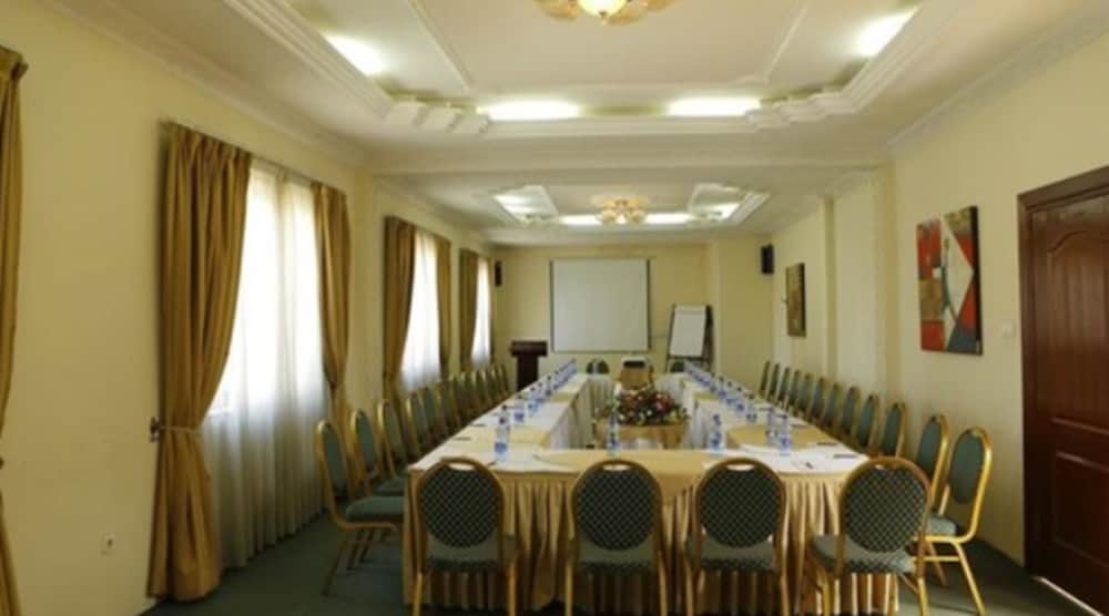 Wassamar Hotel 44/47