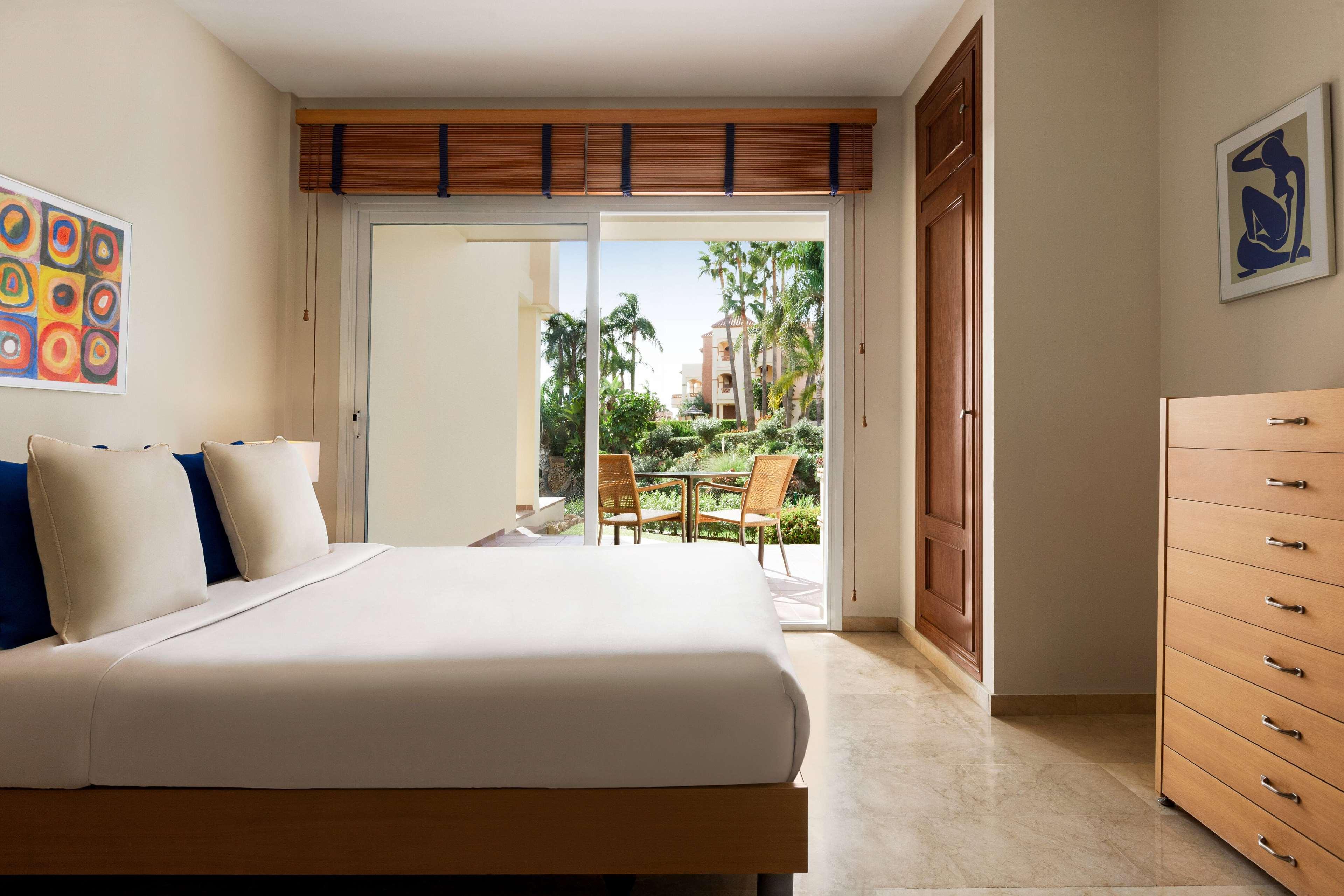 Deluxe Junior Suite 1pax