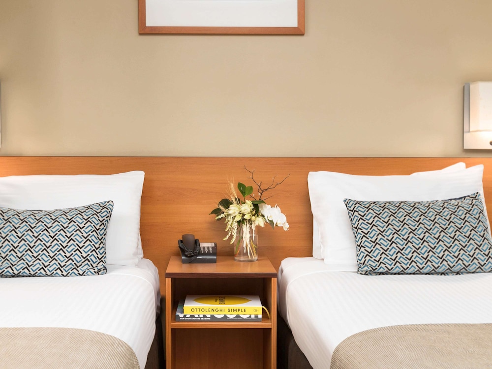 Mercure Melbourne City Centre 33/59