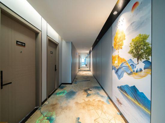 Vienna International Hotel (Shantou Chenghai Waisha Bridge) 4/20
