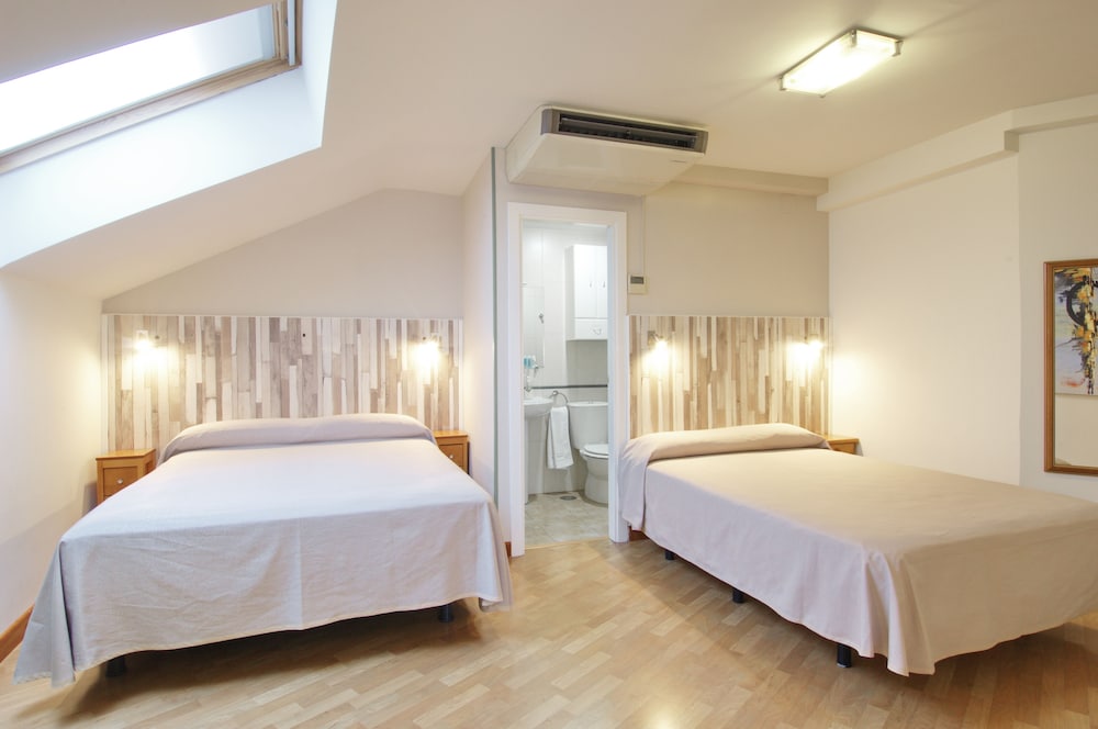 Hotel Apartamentos Aralso 6/34