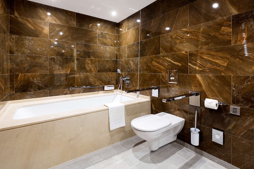 DoubleTree By Hilton Hotel and Conference Centre Warsaw 18/67