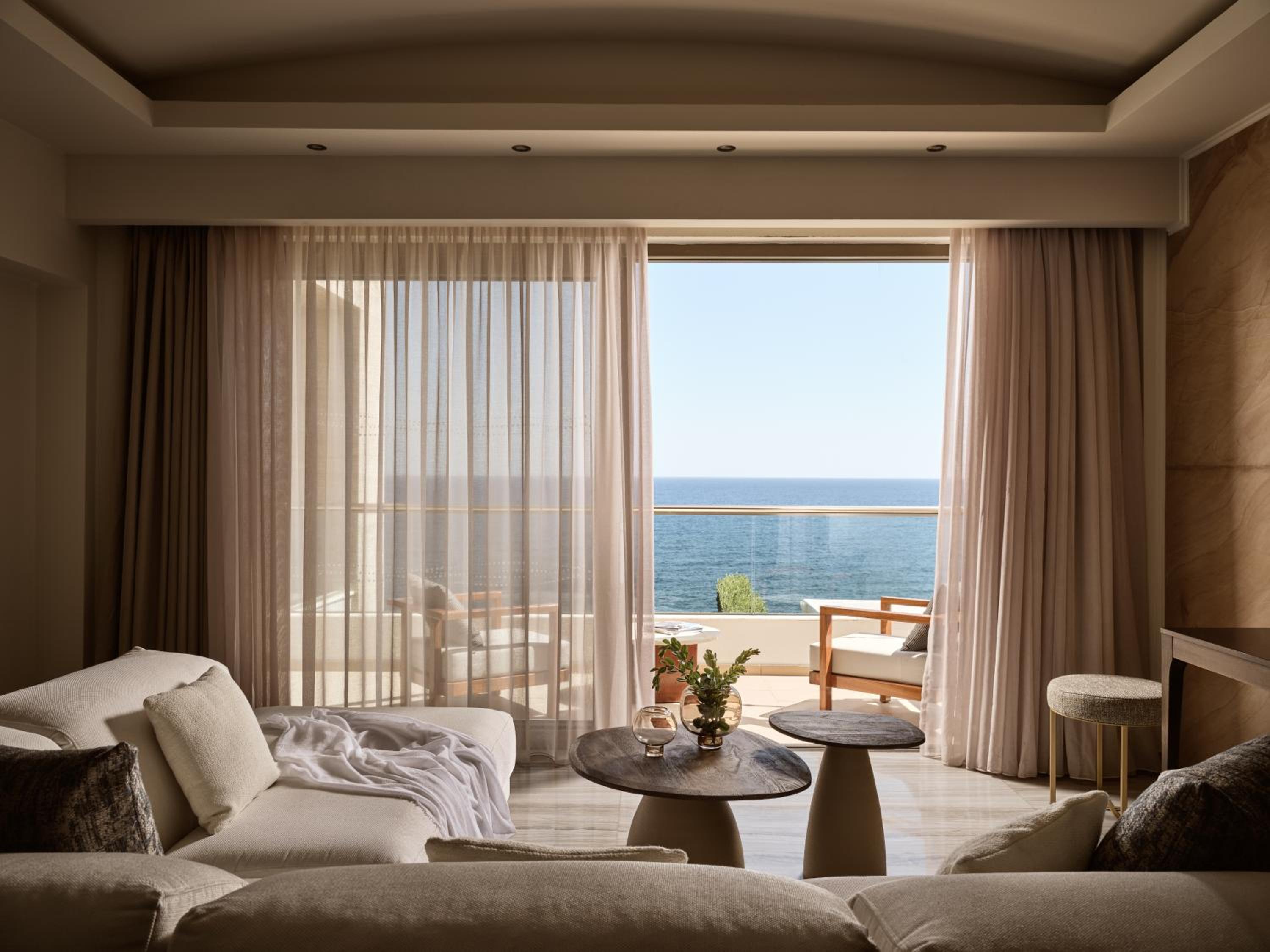 Royal, Superior, Suite, Sea Front, Hot Tub