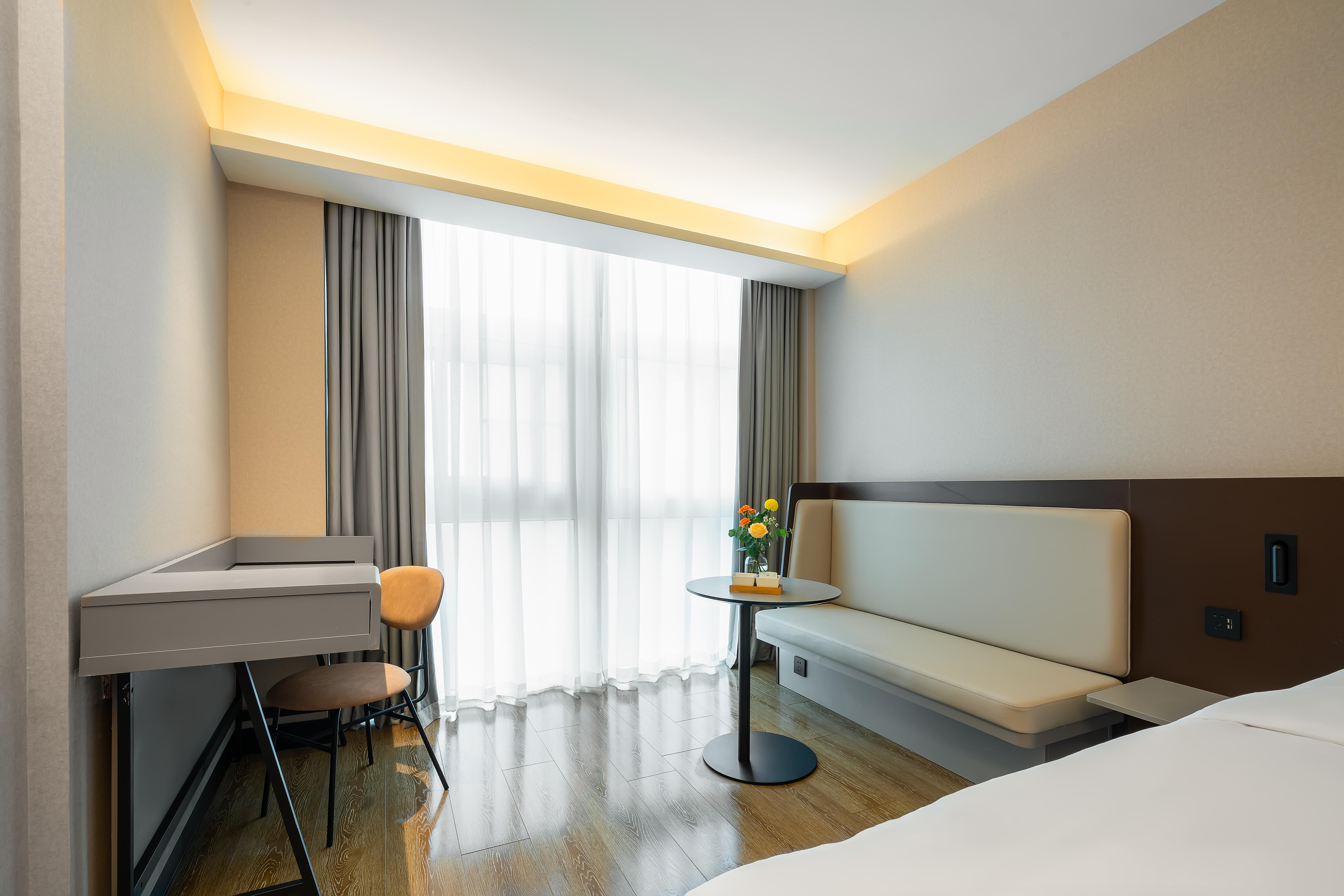 Hanting Hotel (Zhuhai Gongbei Port Qinglv South Road) 11/25