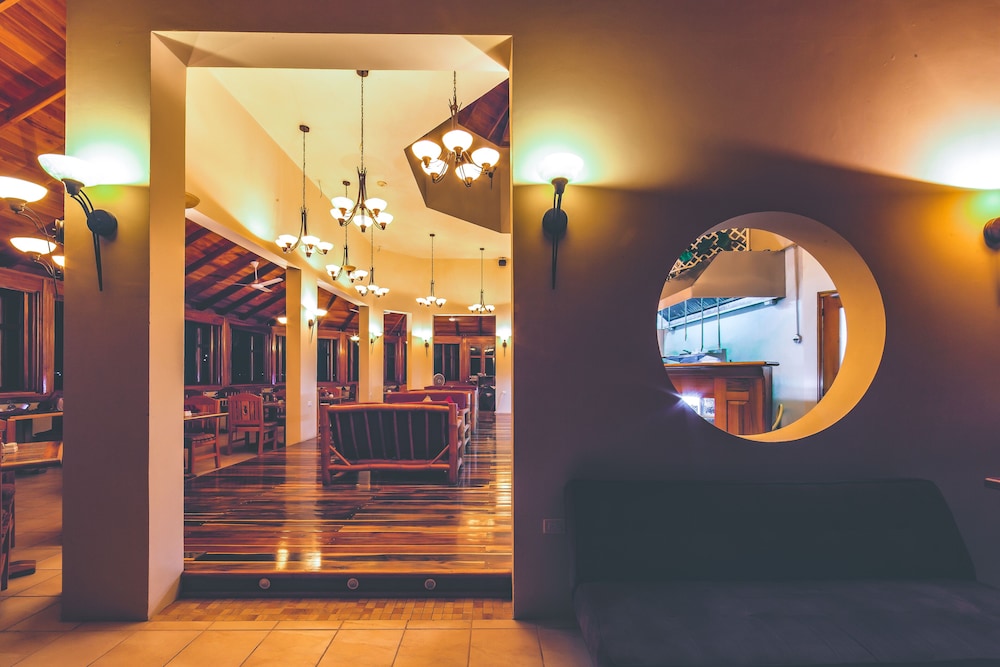 Ocean Cliff Hotel Negril 53/69
