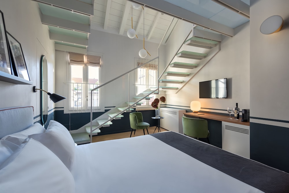 Velvet Grey Boutique Hotel 19/29