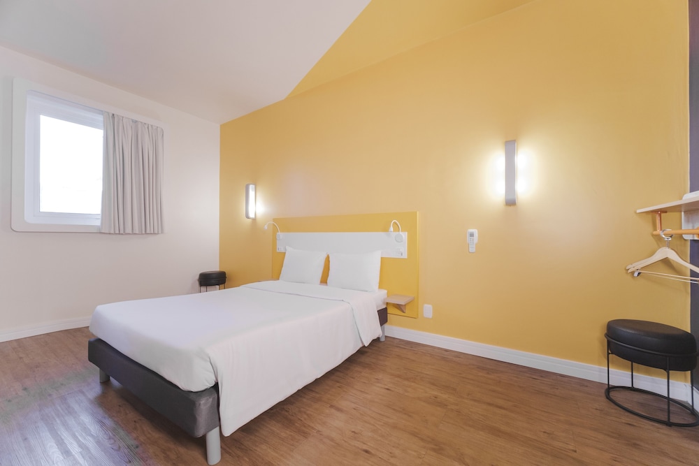 ibis Budget Farroupilha 31/60