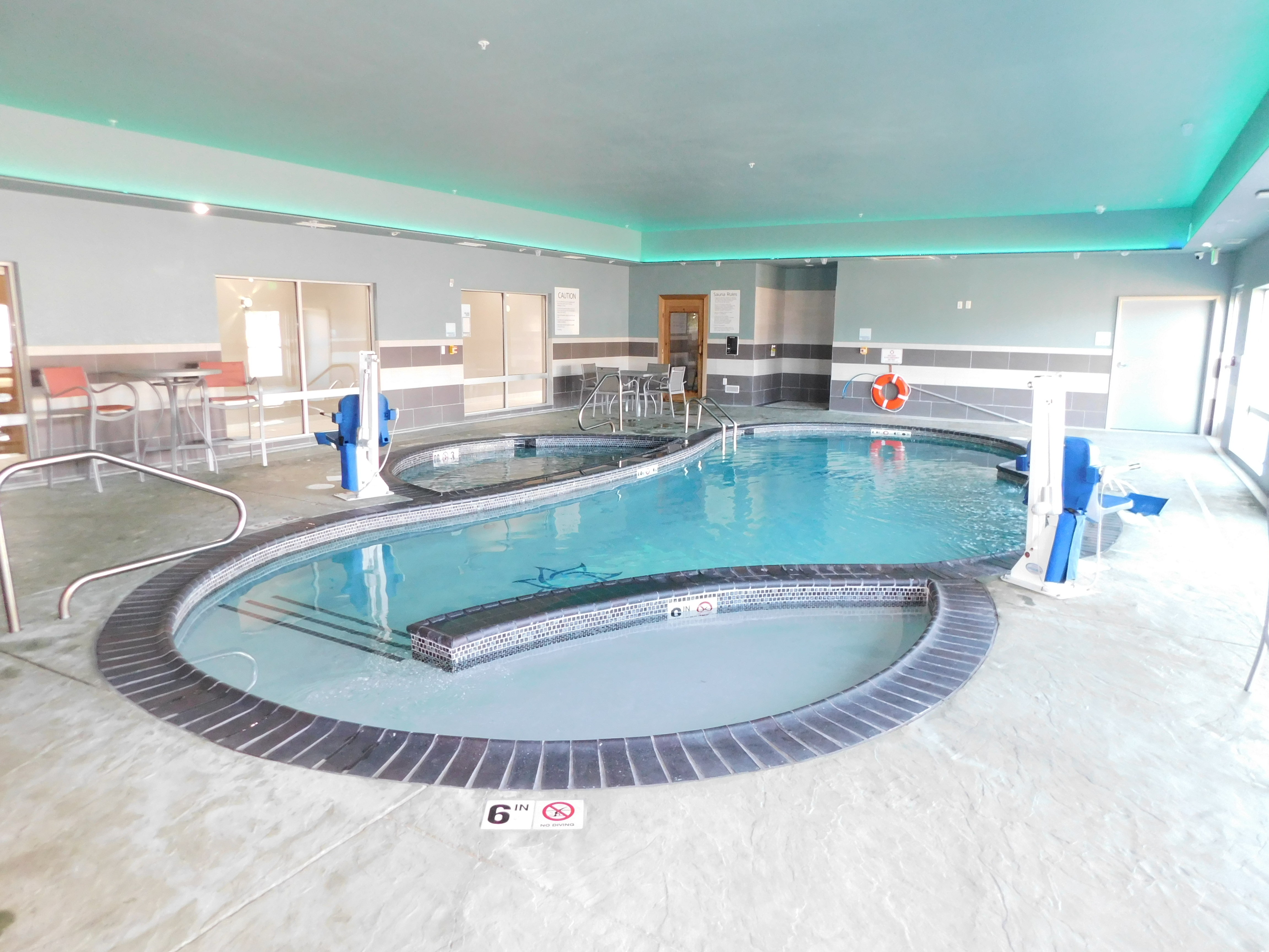Holiday Inn Express and Suites Canon City 41/41