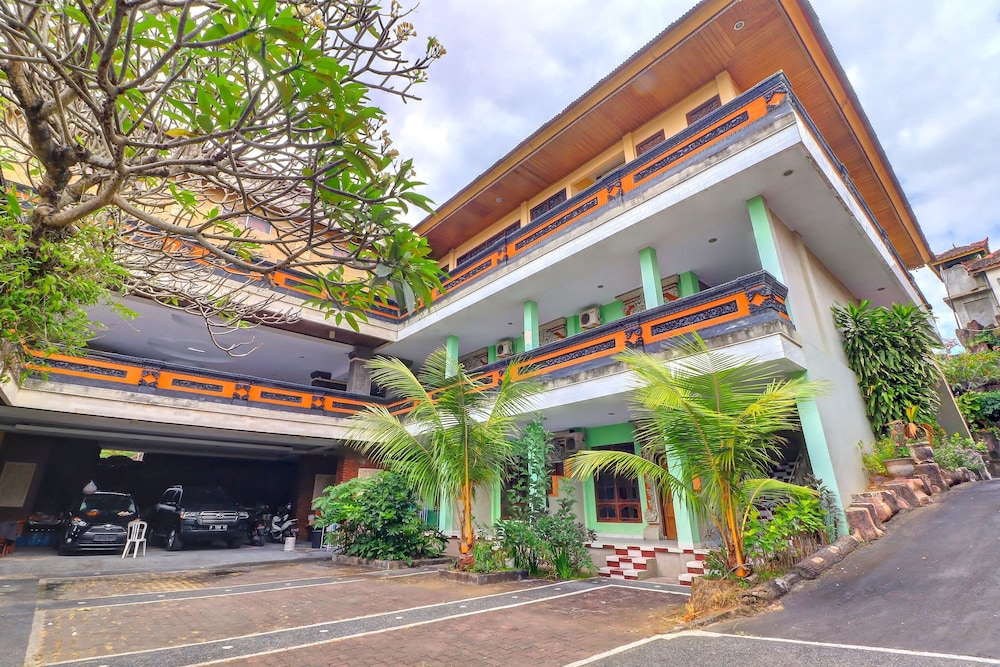 Collection O Bali near Terminal Ubung formerly Batukaru Garden Hotel 14/89