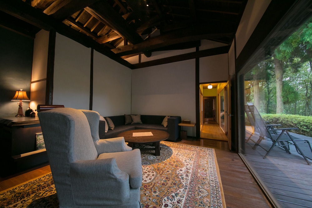 The Kingfisher Resort (Shukubo Kawaseminoshou) 38/50