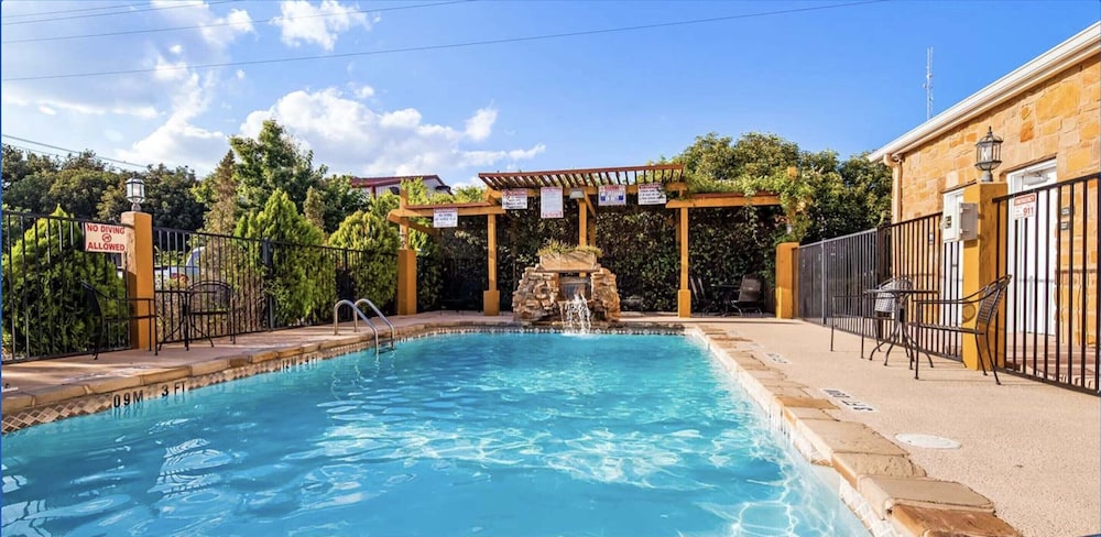 Blanco River Hotel Ex Blanco Luxury Inn Suites 3/59
