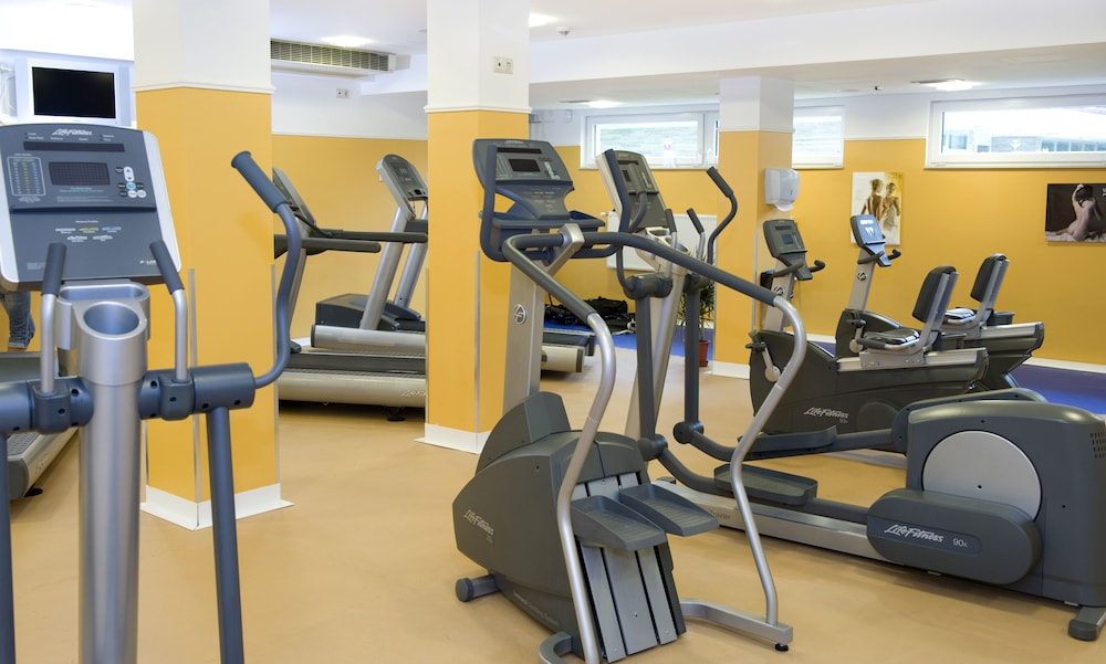 Holiday Beach Budapest Wellness 36/72